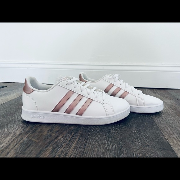 Adidas Cloudfoam Advantage 3 Stripes Low Top Workout Athletic Gym Shoes Sneakers - Picture 2 of 2